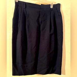 Liz Claiborne navy, lined skirt, size 14
